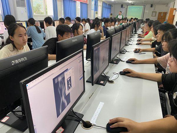 數字媒體藝術系2022年春技能抽考1.jpg